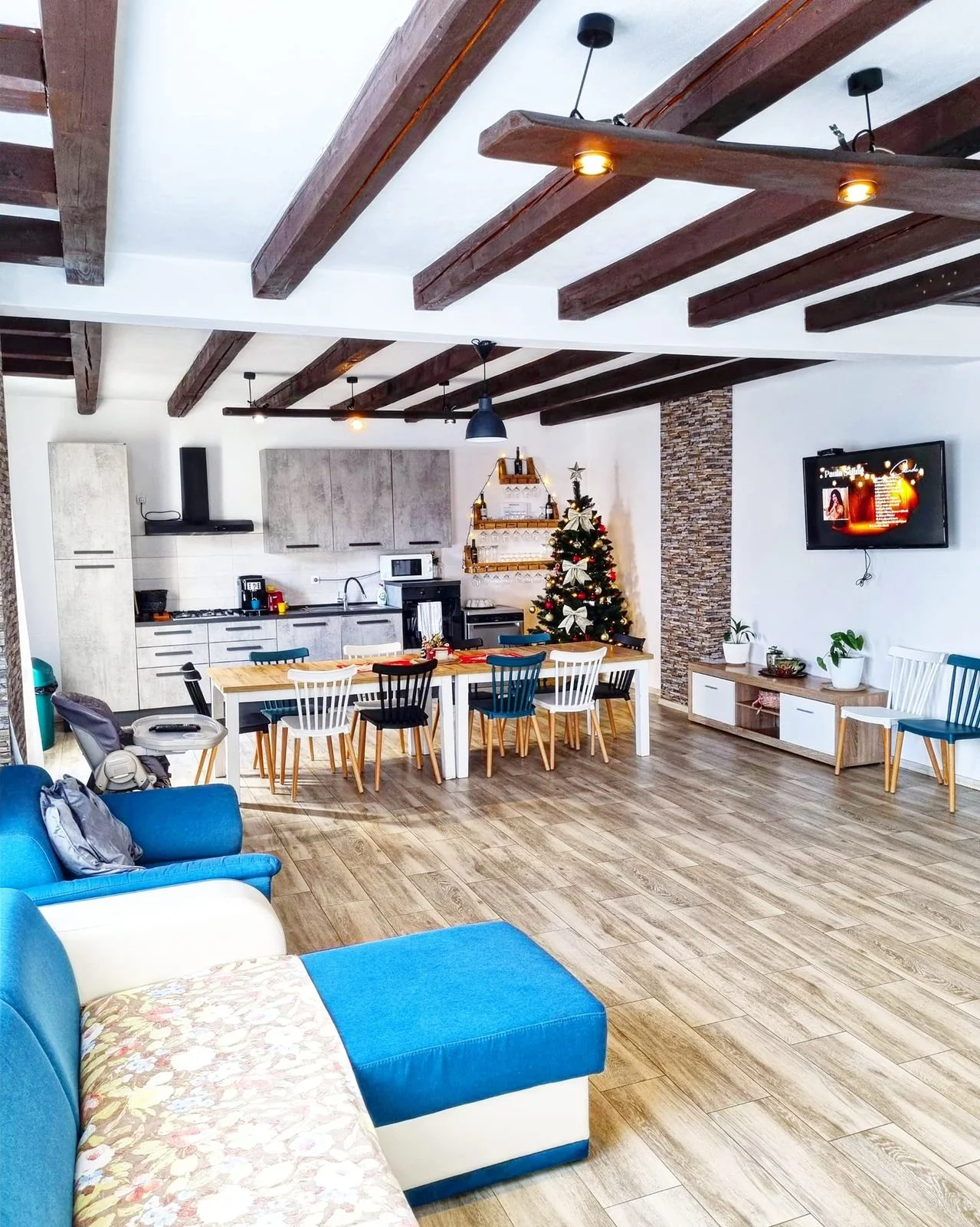 Cabana Căsaru – interior cabană